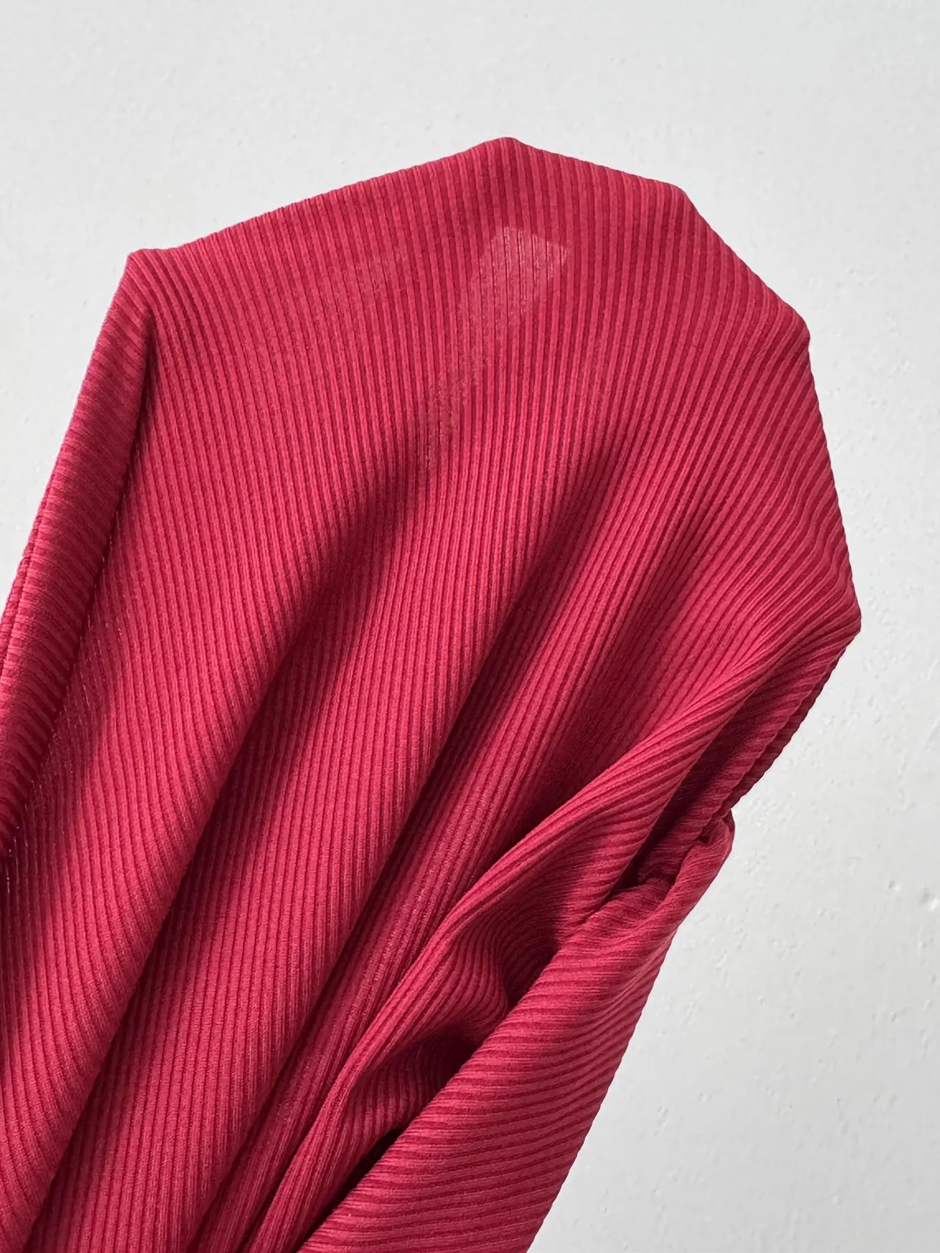 b8ab8f72f94b421bbf62028e3a701405-Max-Origin